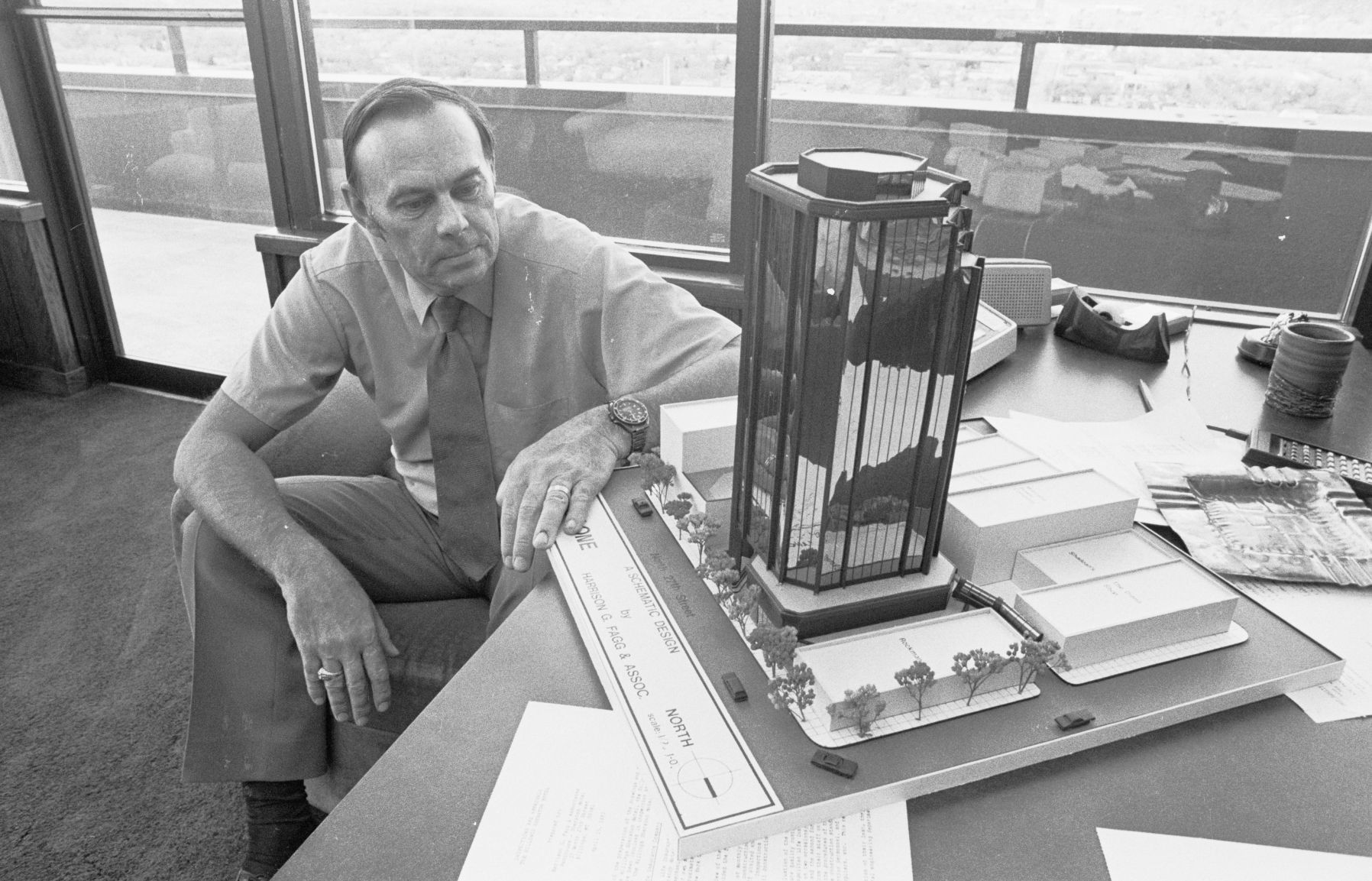 Harrison Fagg with unknown model, 1982